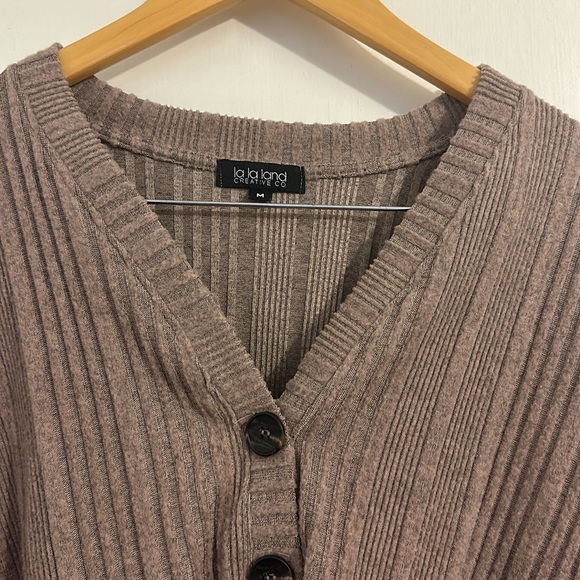 La La Land long sleeve v-neck cardigan - Picture 4 of 8